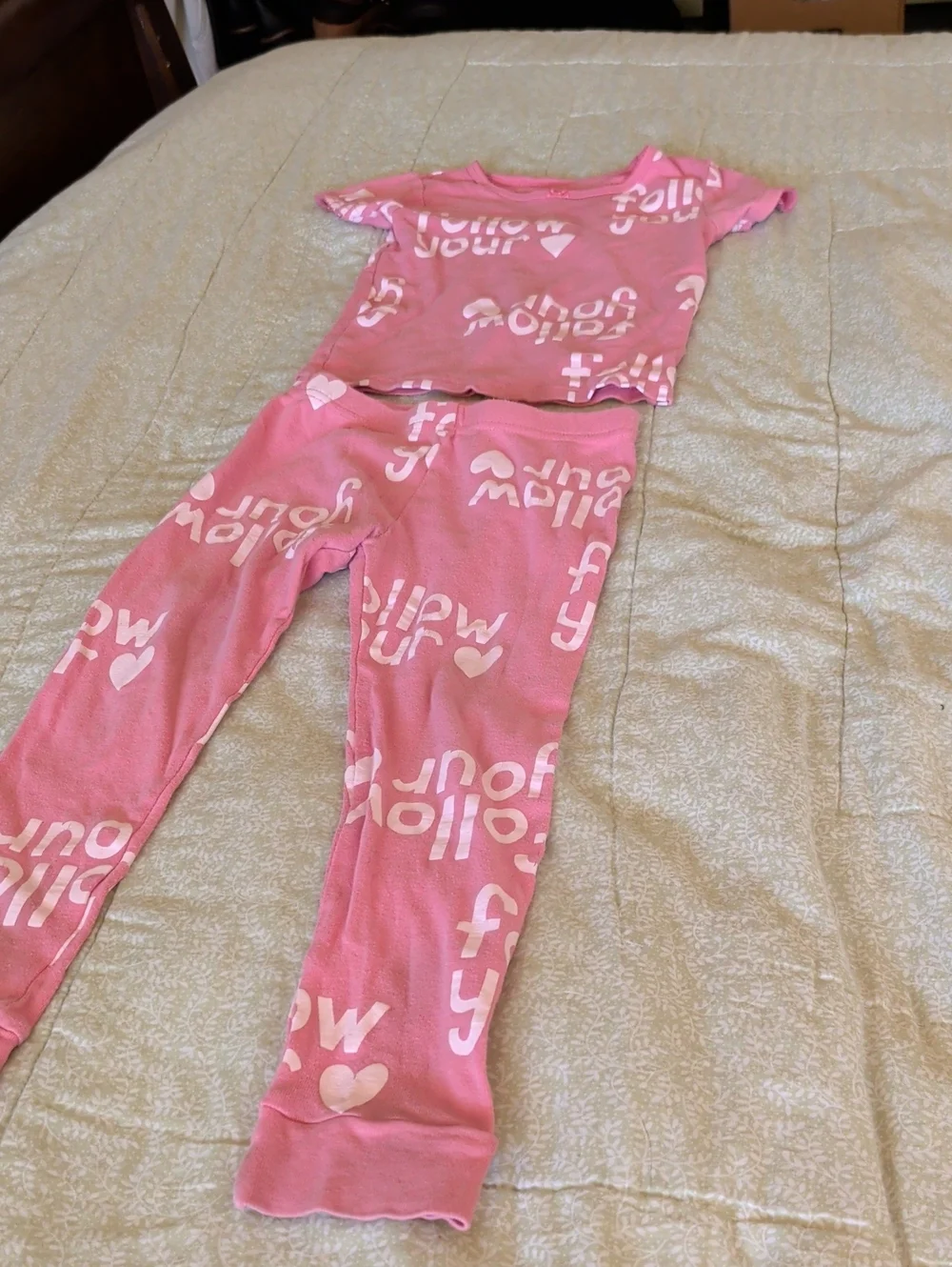 Kids Pink Graphic Pajama Set